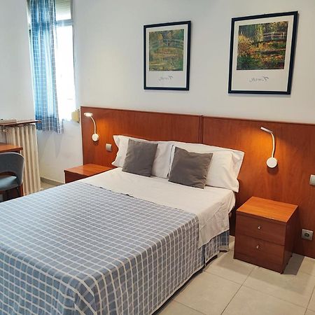 Hostal Cervantes Madrid Eksteriør billede