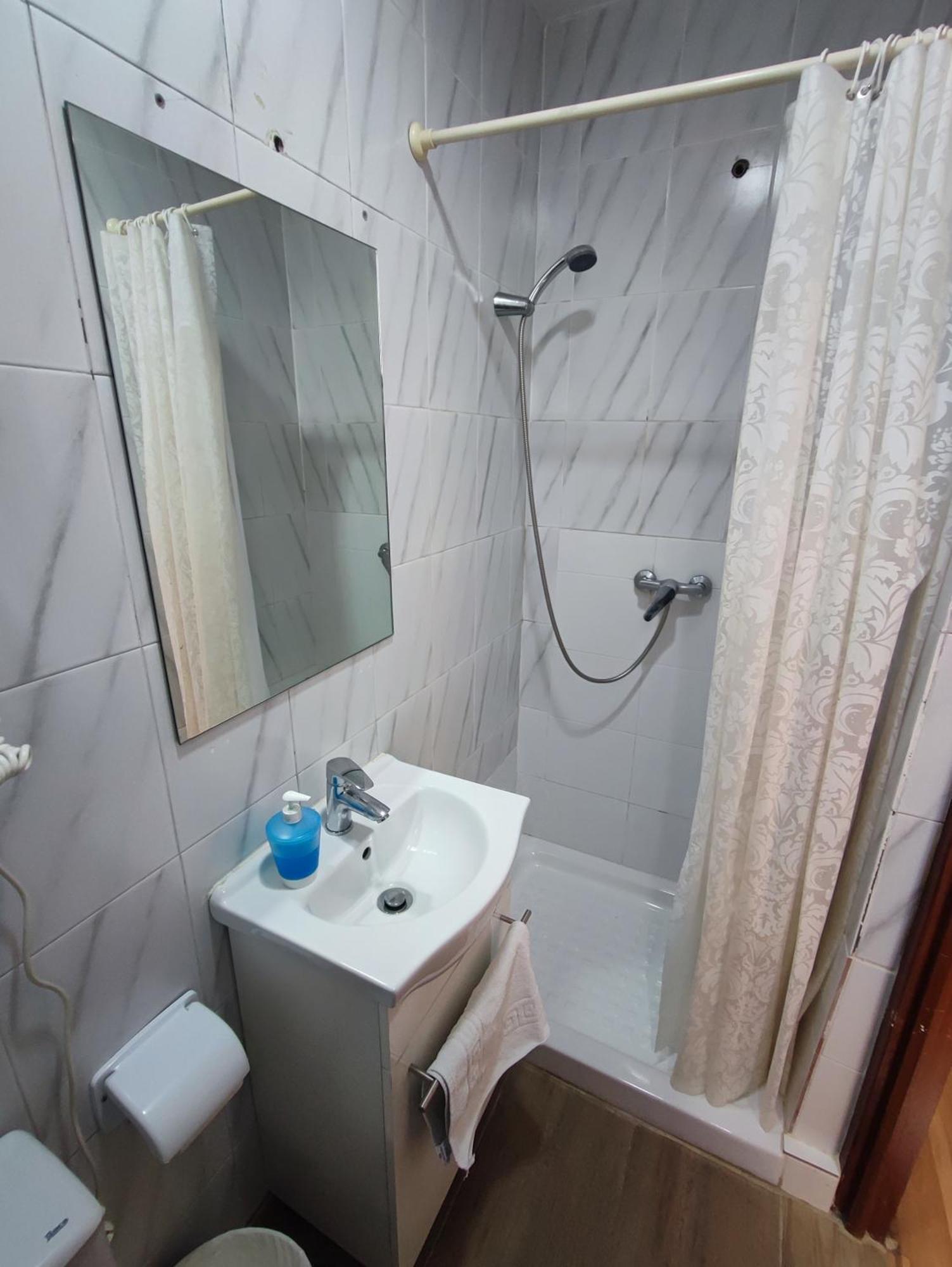 Hostal Cervantes Madrid Eksteriør billede