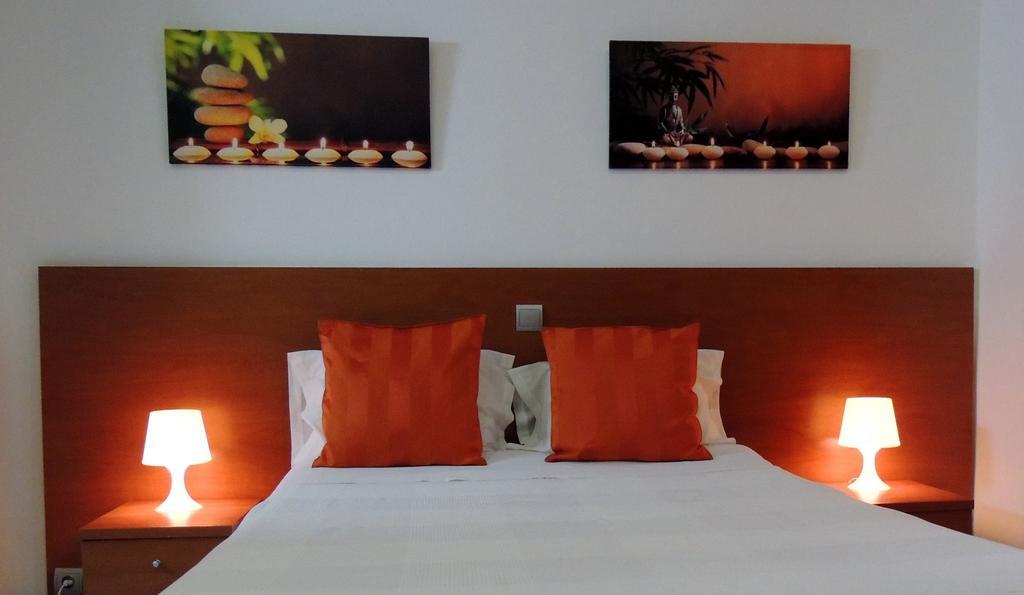 Hostal Cervantes Madrid Eksteriør billede